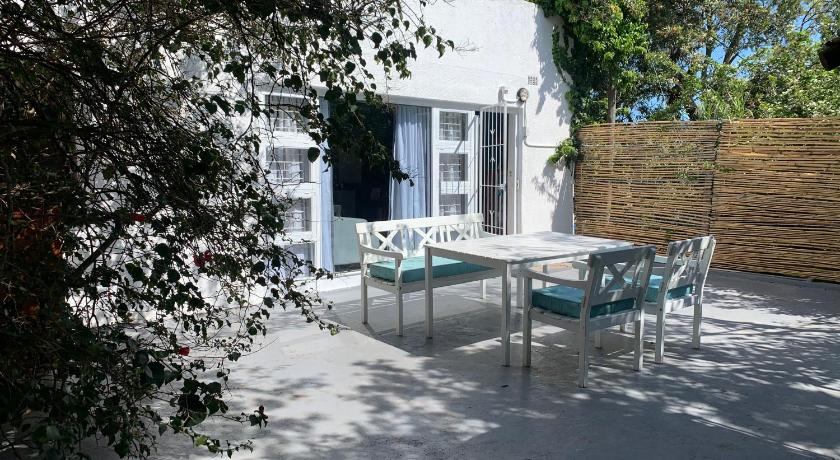 Фото The Little Hideaway