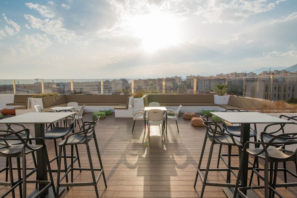 Фото Daos Suites Terrace Marbella