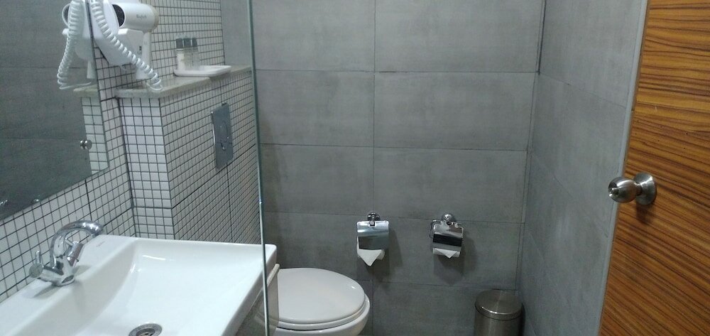 Фото Regenta Inn Indiranagar