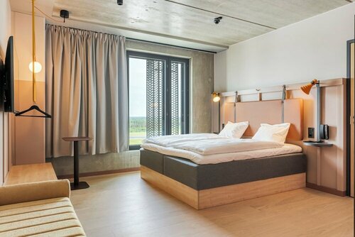 Гостиница Comfort Hotel Helsinki Airport в Вантаа