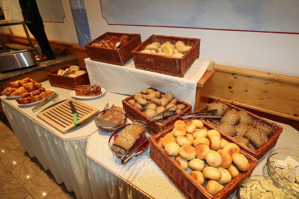 Фото Hotel Klosterbräustuben