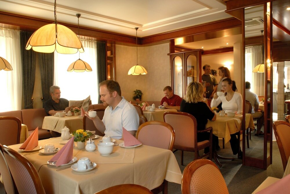 Фото Hotel Am Schelztor