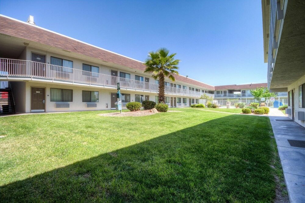 Фото Studio 6 El Paso, Tx - East