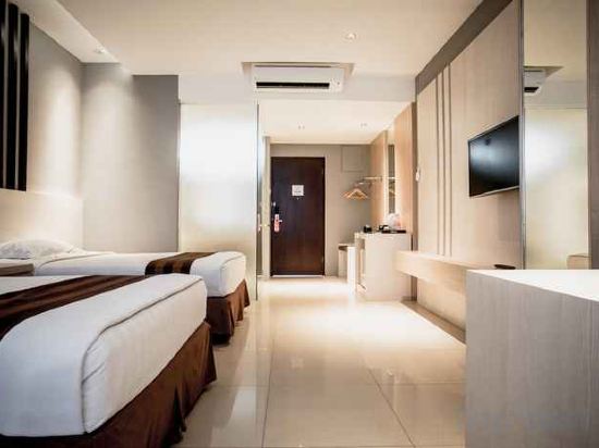 Фото Hotel Asri Plaza Asia Tasikmalaya