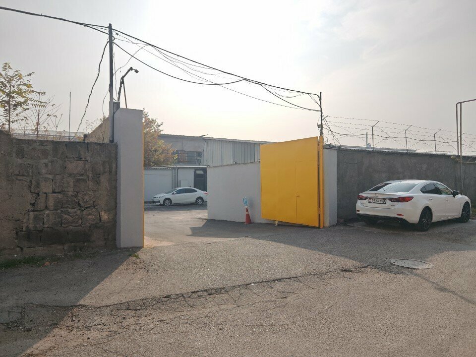 Auto studio Ararhestanoc, Yerevan, photo
