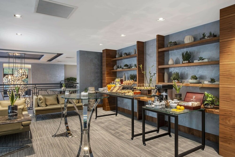 Фото Tbilisi Saburtalo Hotel by Mercure