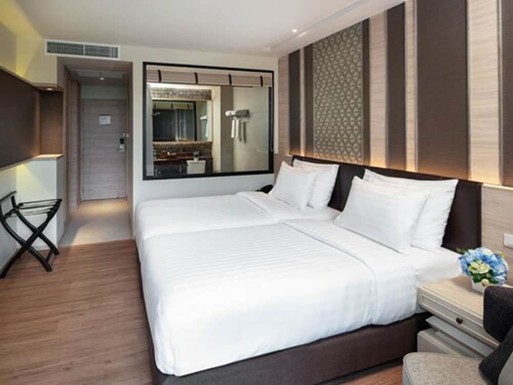 Фото Chillax Heritage Hotel