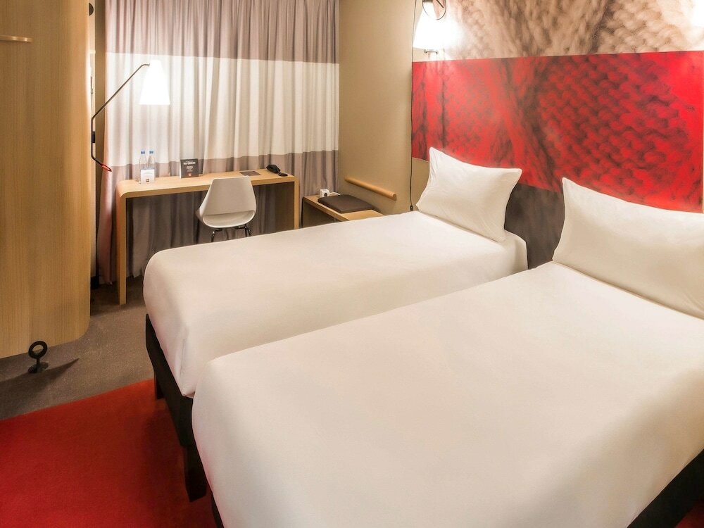 Фото Ibis London Stratford