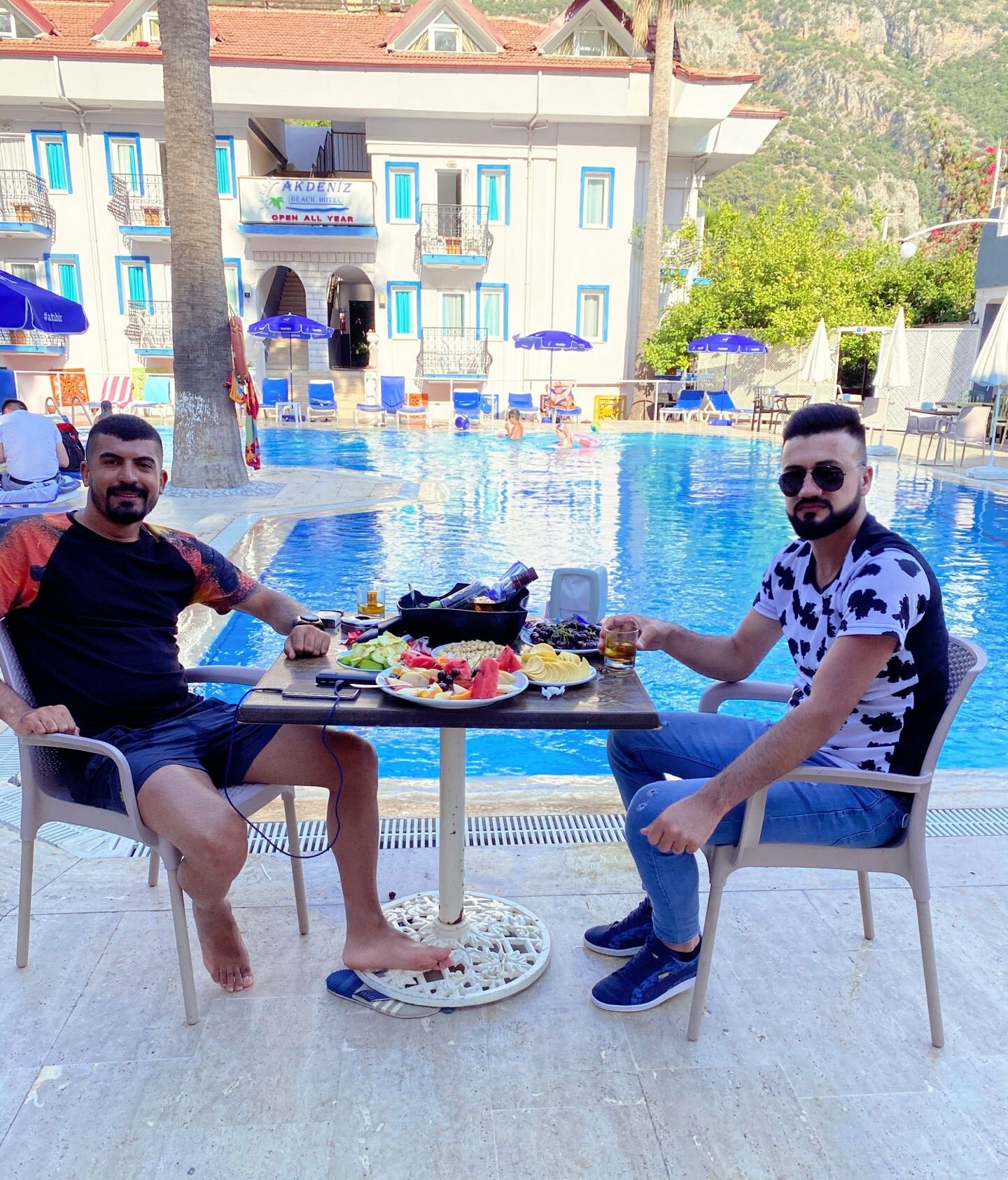 Фото Akdeniz Beach Hotel