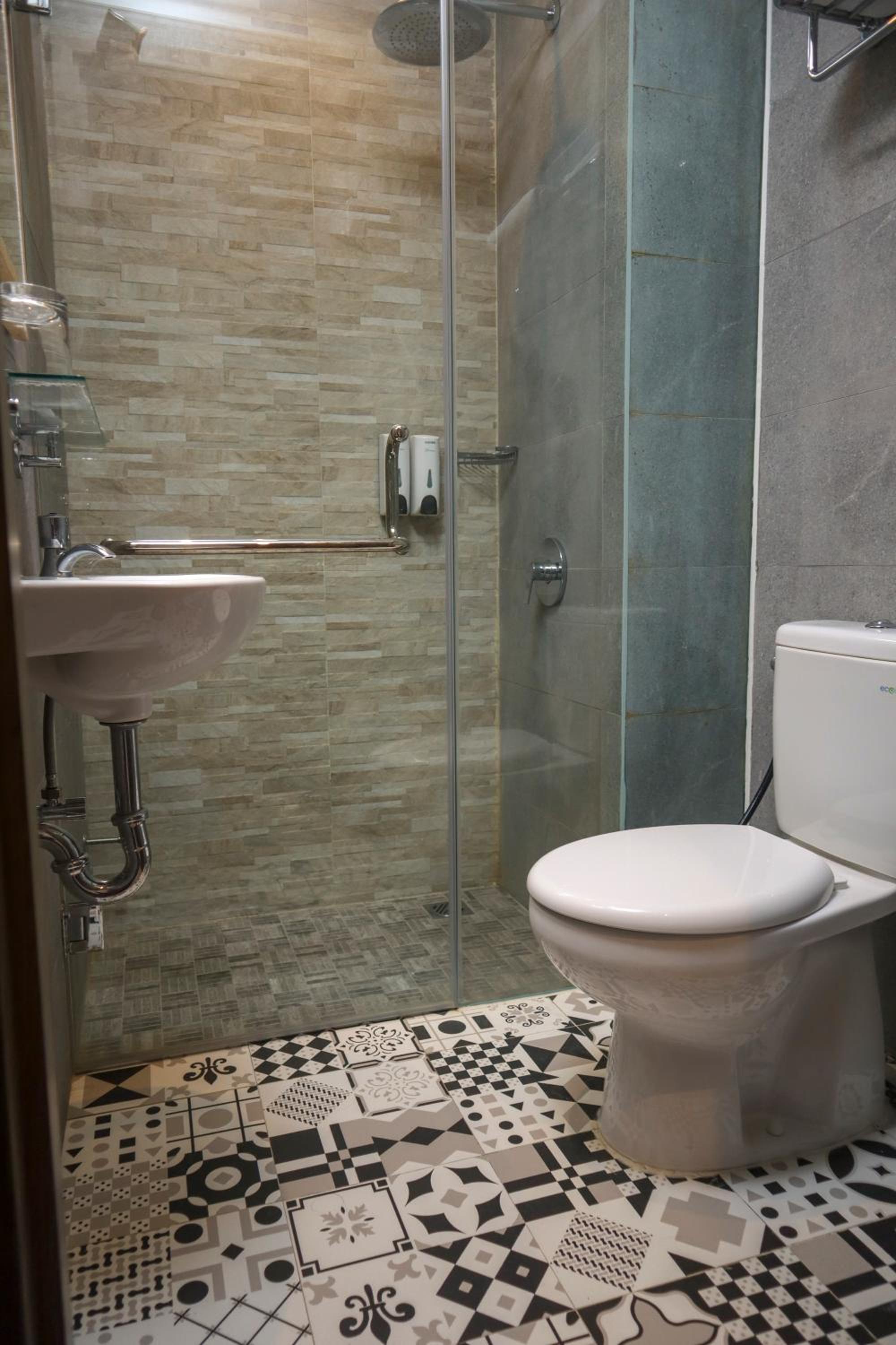 Фото Kaloka Airport Hotel