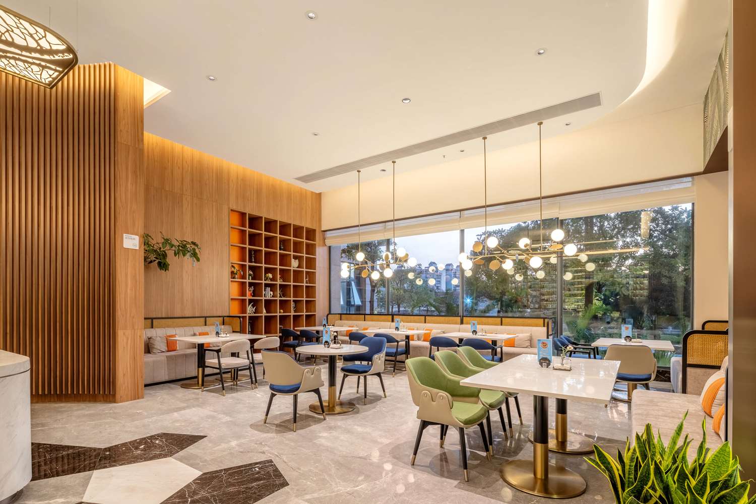 Фото Hilton Garden Inn Jiangmen Xinhui