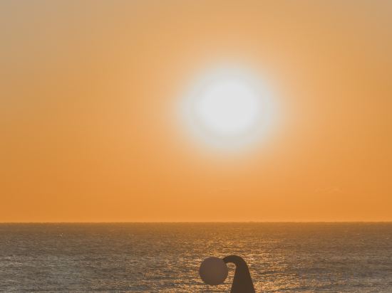 Фото Dalian Sishi Jingyu Beach Resort Hotel