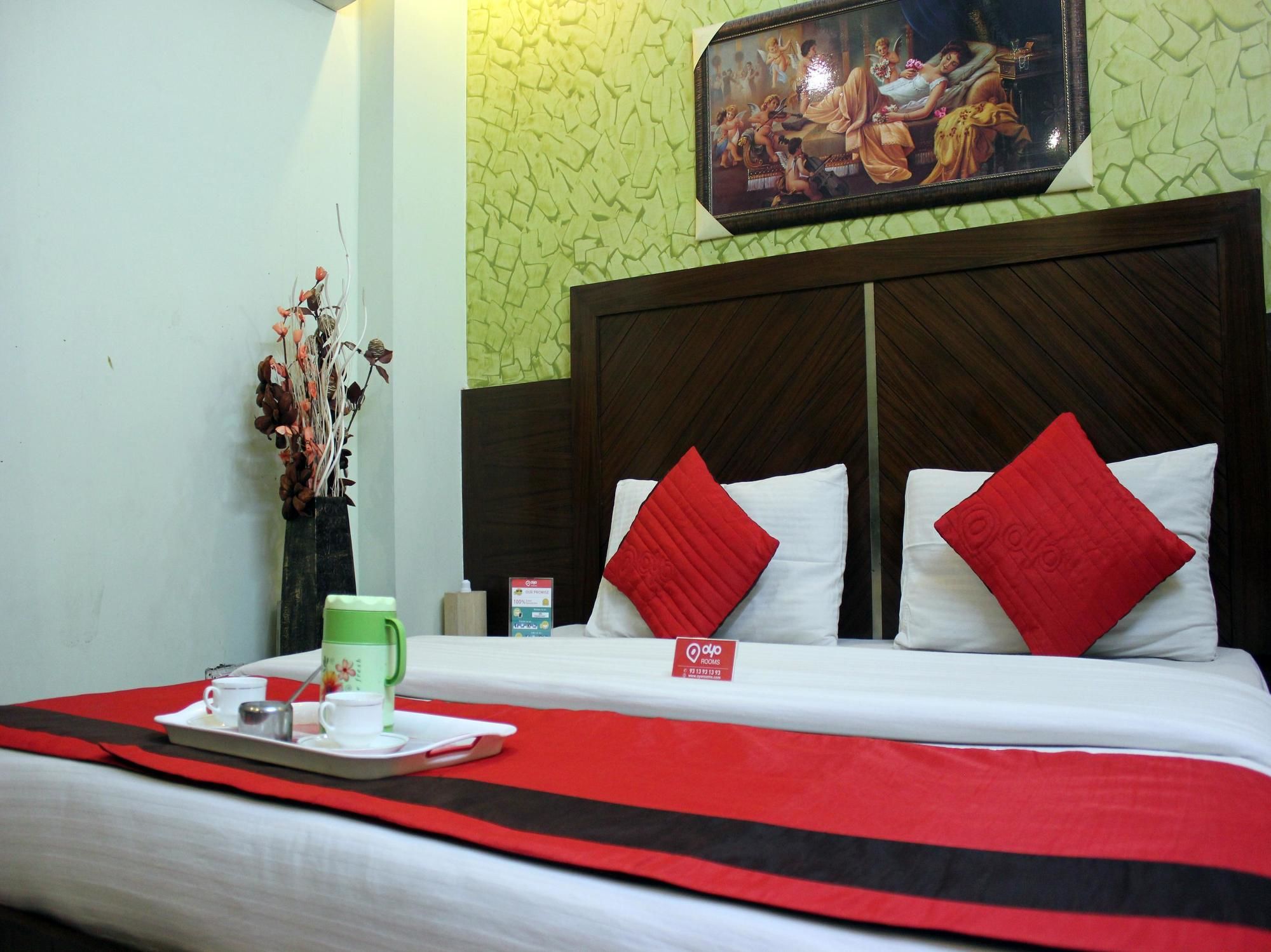 Фото Oyo Rooms Main Bazar Paharganj