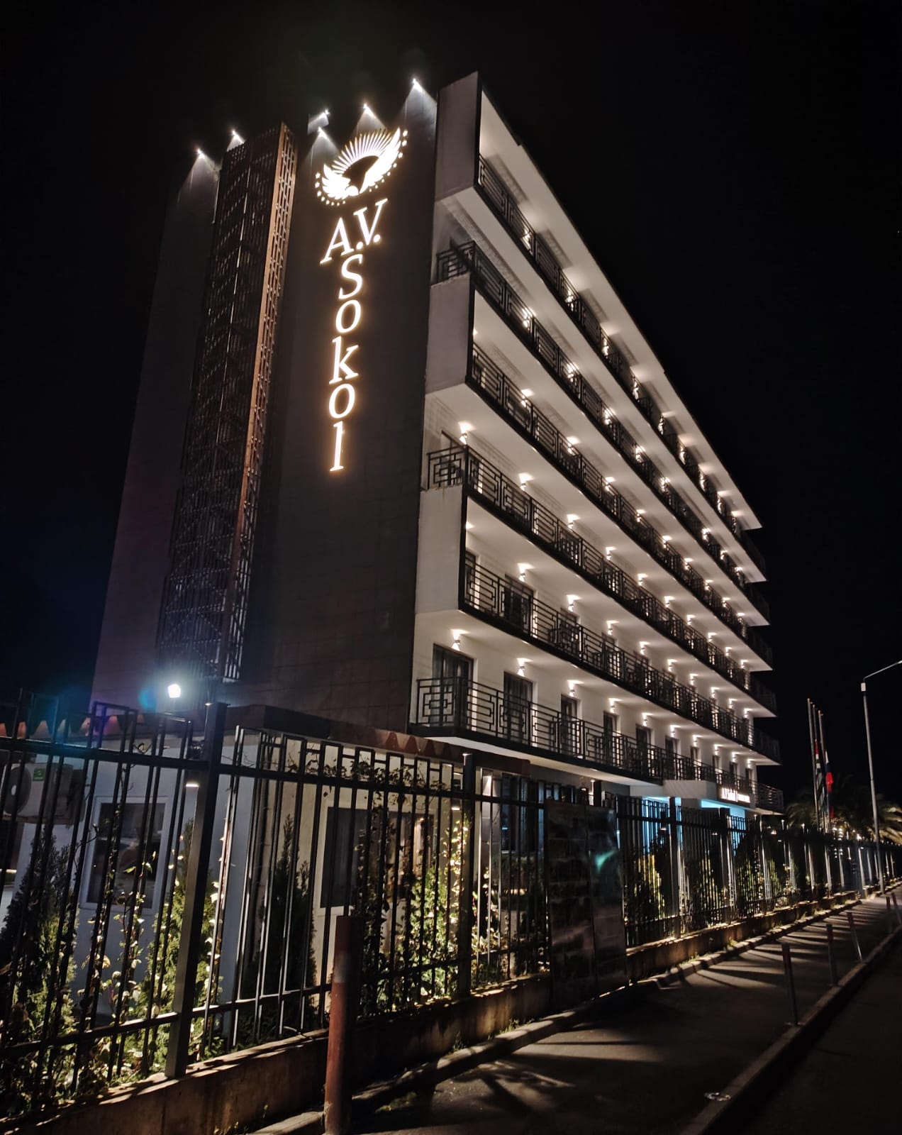 Фото отеля 1