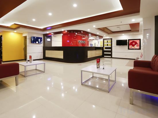 Фото Hotel Sogo Lrt Monumento Station