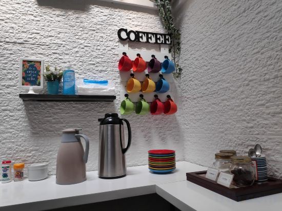 Фото Crossroads Hostel Manila