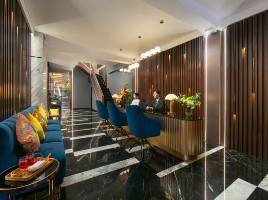 Фото Aurora Central Hotel