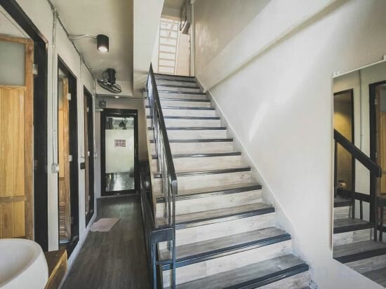 Фото Monomer Hostel Bangkok