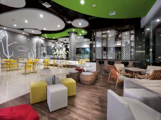 Фото Отель Favehotel Tuban