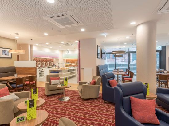 Фото Hampton by Hilton Hamburg City Centre