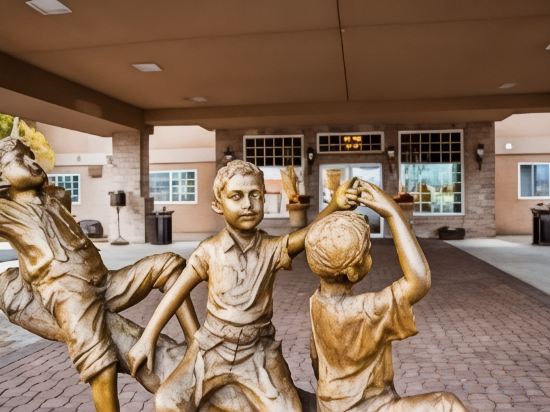 Фото Best Western Newberry Station