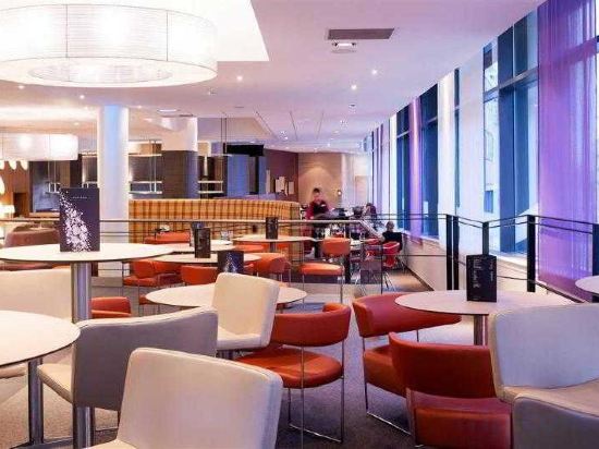 Фото Novotel Edinburgh Centre