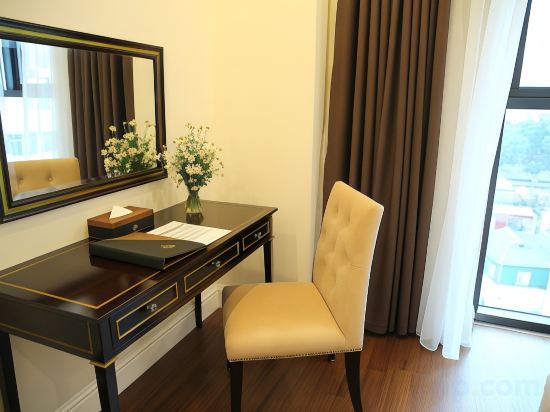 Фото Adonis Hotel