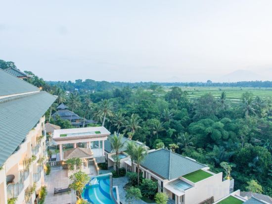 Фото SereS Springs Resort & SPA Singakerta