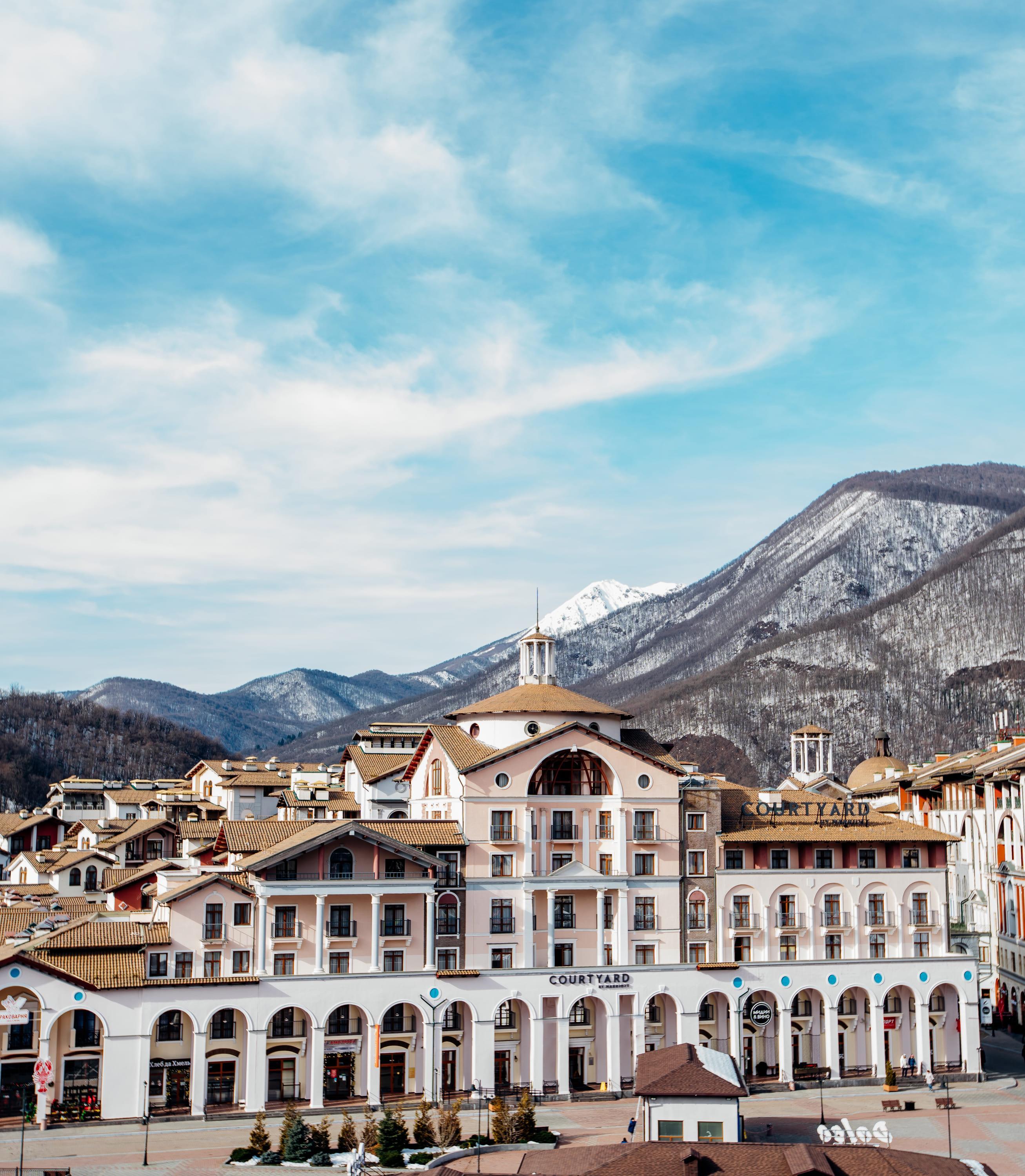 Фото Кортъярд Марриотт Сочи Красная Поляна