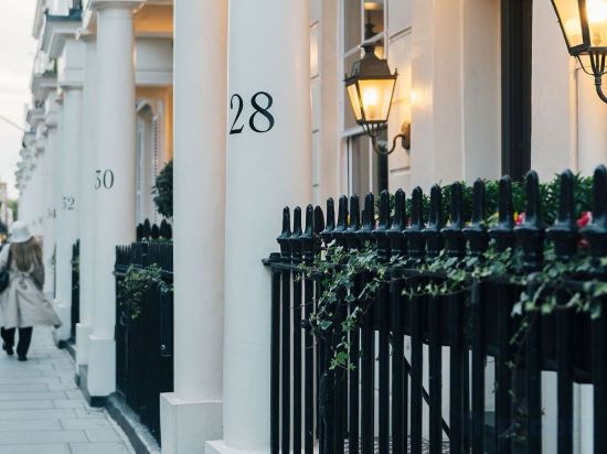 Фото Tophams Hotel