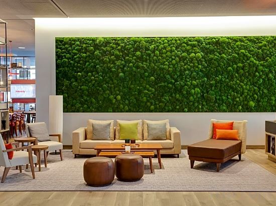 Фото IntercityHotel Frankfurt Hauptbahnhof Süd