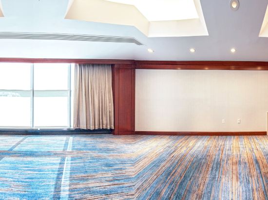 Фото The Westin Waltham-Boston