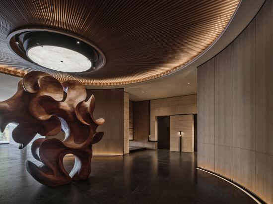 Фото Wyndham Grand Plaza Royale Hot Springs Resort Tianmu Lake