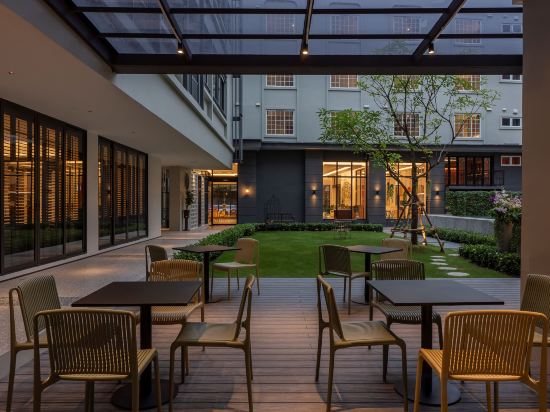 Фото Pranakorn Heritage Hotel