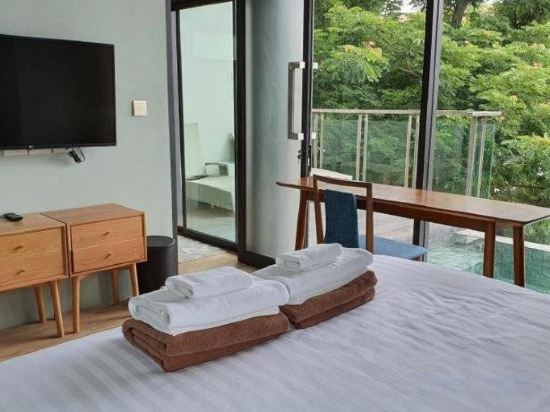 Фото Eco Cozy Beachfront Resort Chaam