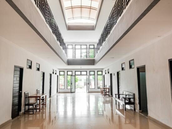 Фото Oyo 1586 Kerangga Homestay Syariah