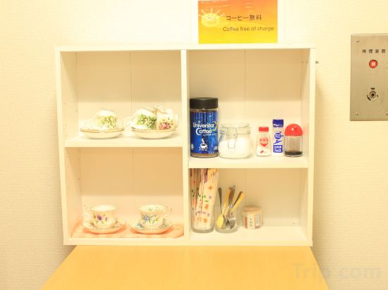 Фото T&k Hostel Kobe Sannomiya East