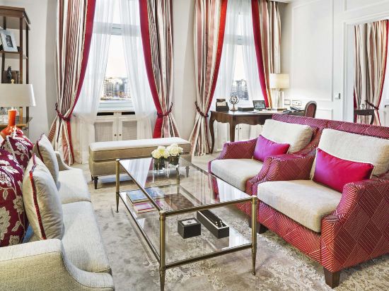 Фото Fairmont Hotel Vier Jahreszeiten