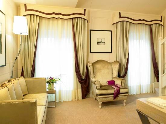 Фото Castille Paris