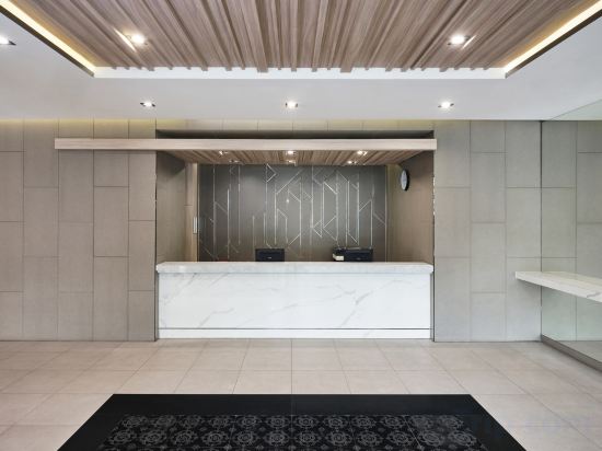 Фото Altera Hotel and Residence