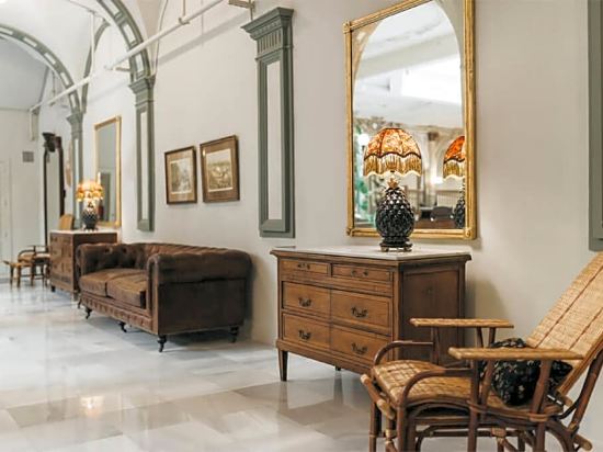 Фото Oriente Atiram