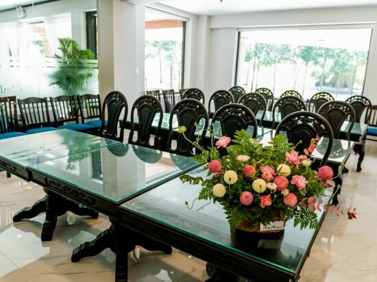 Фото The Palms Hotel Phan Thiet