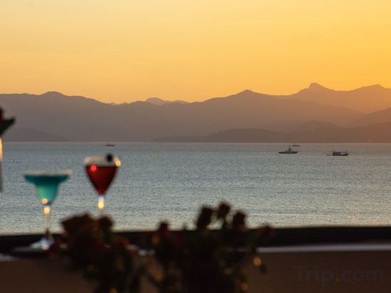 Фото Shenzhen White House Seaview Resort Hotel