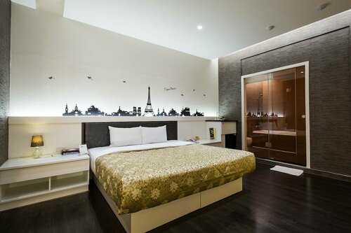 Гостиница Yuan Chyau Motel в Тайчжуне