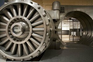 Гостиница One King West