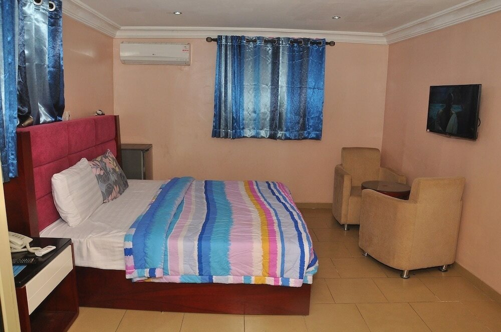 Фото отеля 3