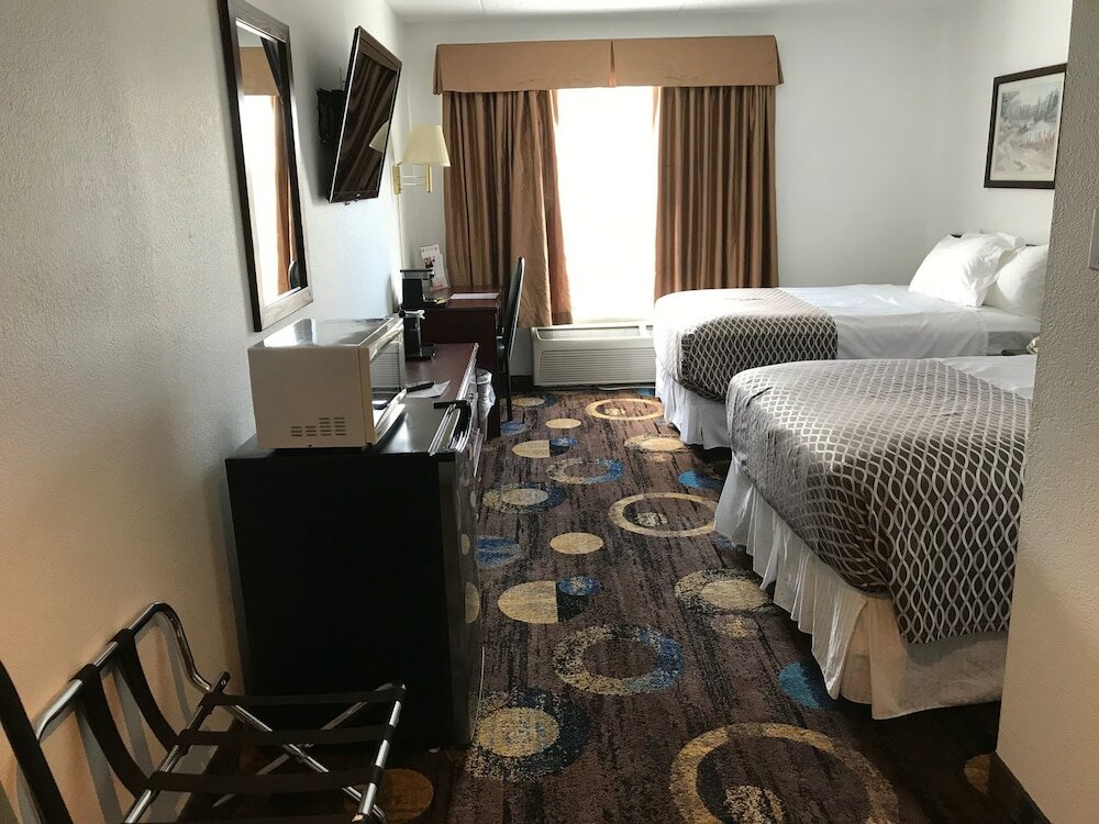 Фото Stonebridge Hotel