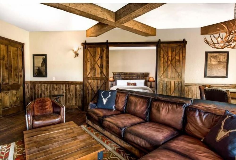 Фото Big Cypress Lodge