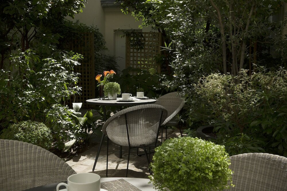 Фото Hôtel A La Villa des Artistes