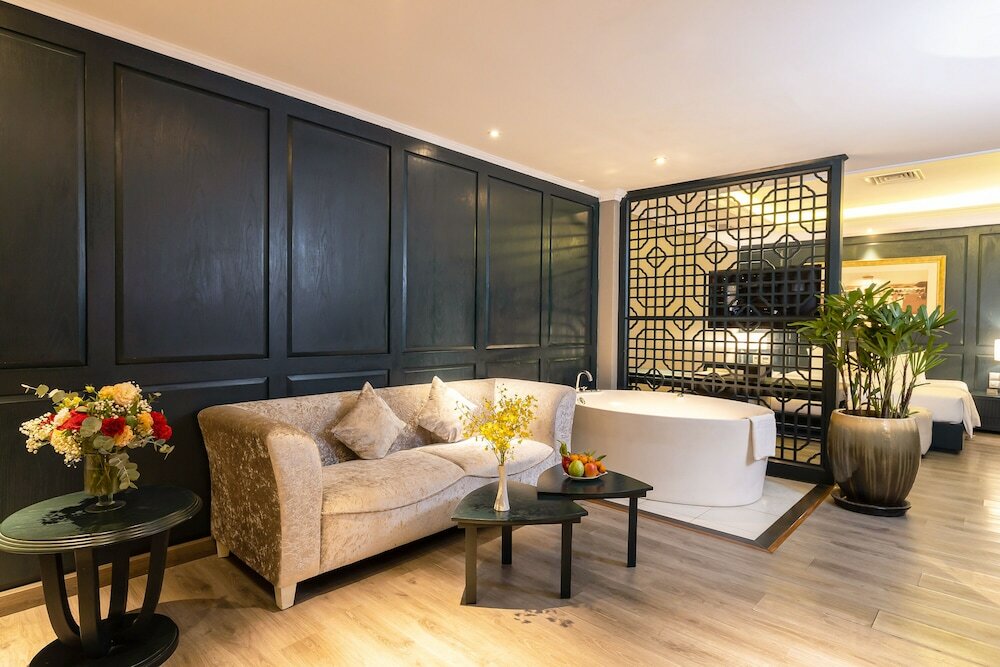 Фото Silverland Jolie Hotel